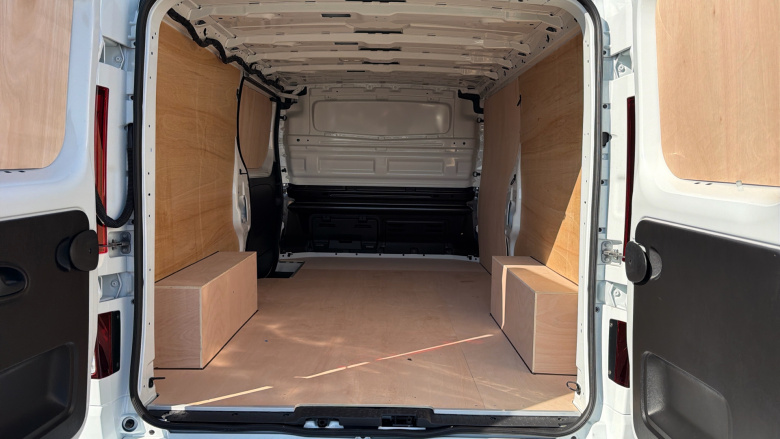 Renault Trafic Lwb Diesel LL30 Blue dCi 150 Extra [Safety] Van